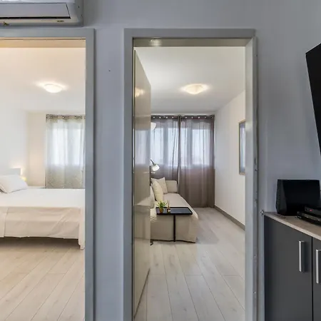 Split Beach Apartment