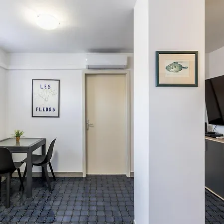 Apartman Split Beach Apartment