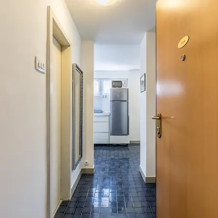 Apartman Split Beach Apartment *